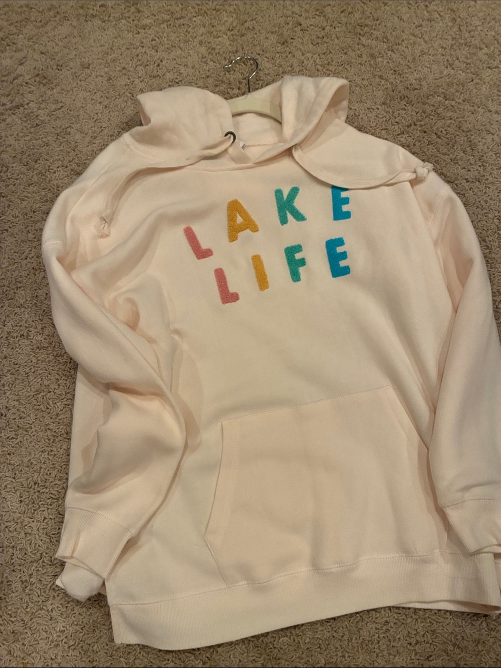 Cream "LAKE LIFE" Graphic Hoodie large NWOT